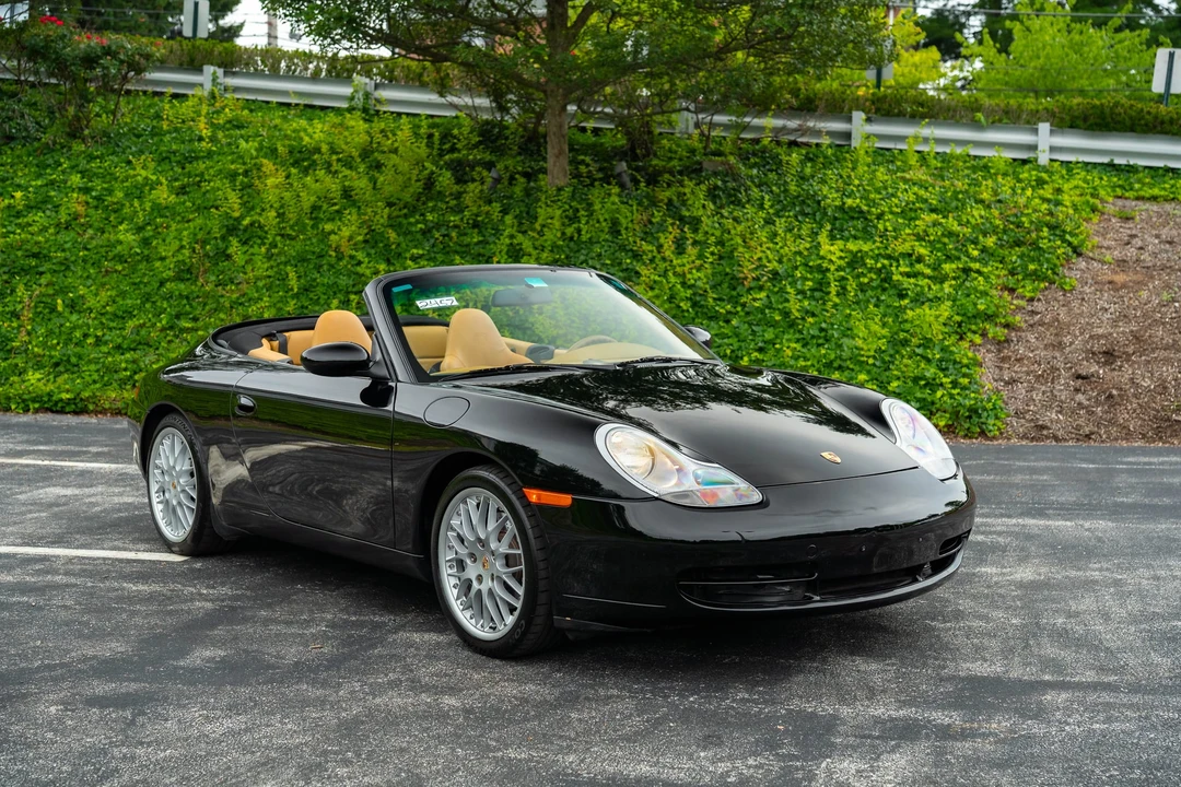 1999 Porsche 996 Carrera 4 - Image 14 of 31