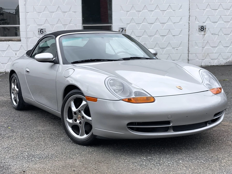 1999 Porsche 996 Carrera - Image 9 of 31