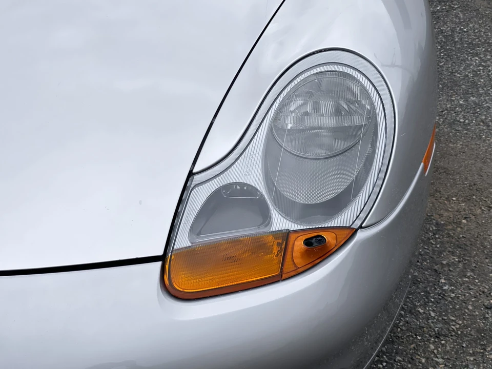 1999 Porsche 996 Carrera - Image 28 of 31