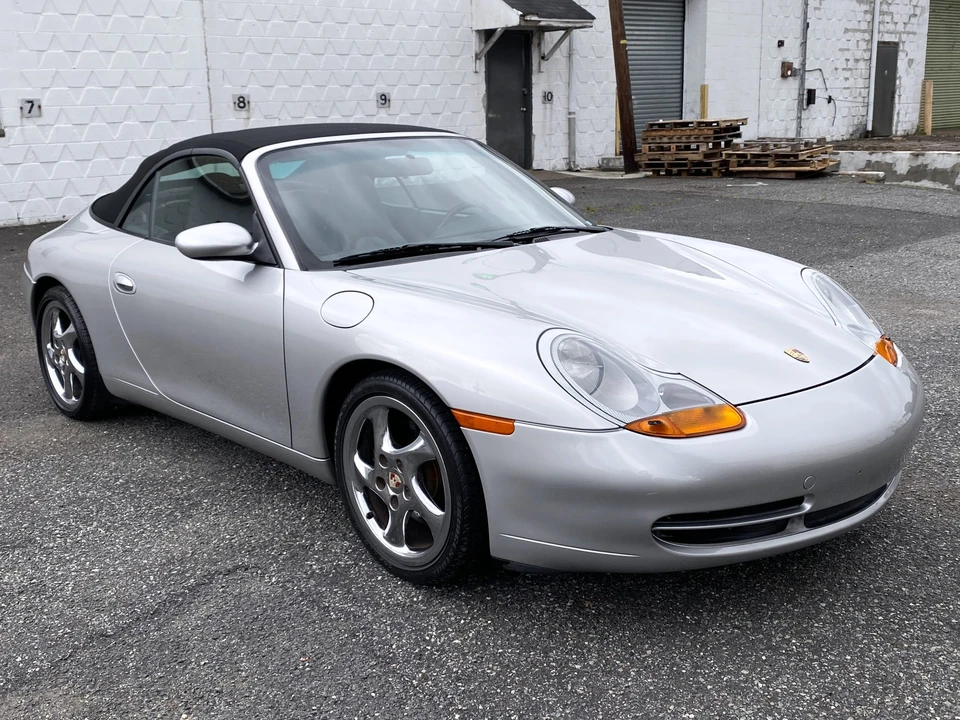 1999 Porsche 996 Carrera - Image 8 of 31