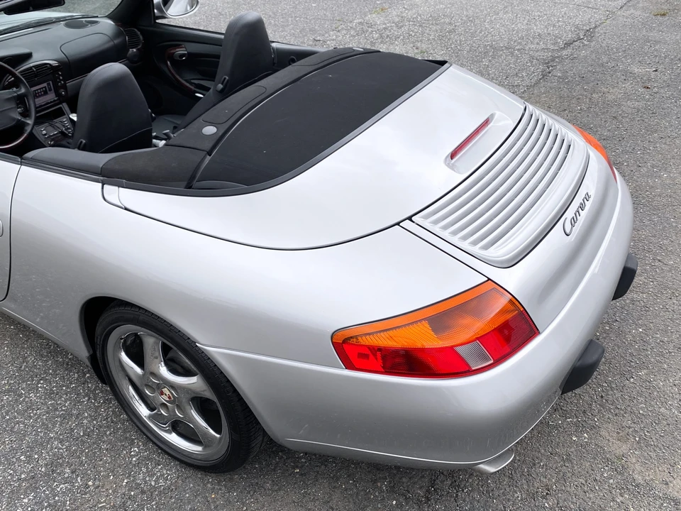 1999 Porsche 996 Carrera - Image 17 of 31