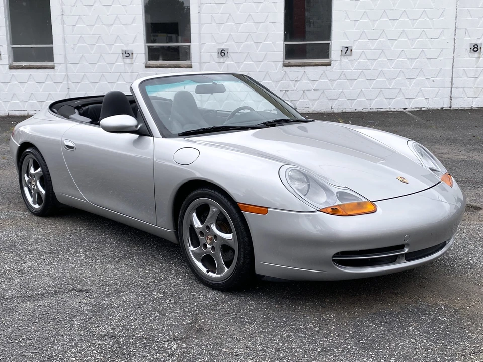 1999 Porsche 996 Carrera - Image 15 of 31