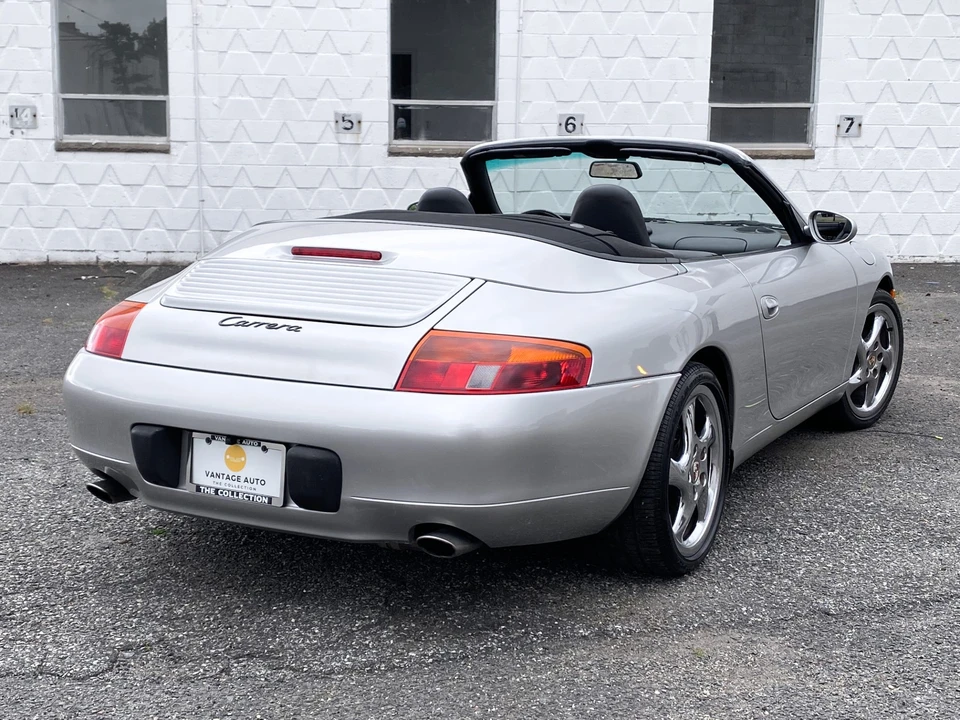 1999 Porsche 996 Carrera - Image 14 of 31