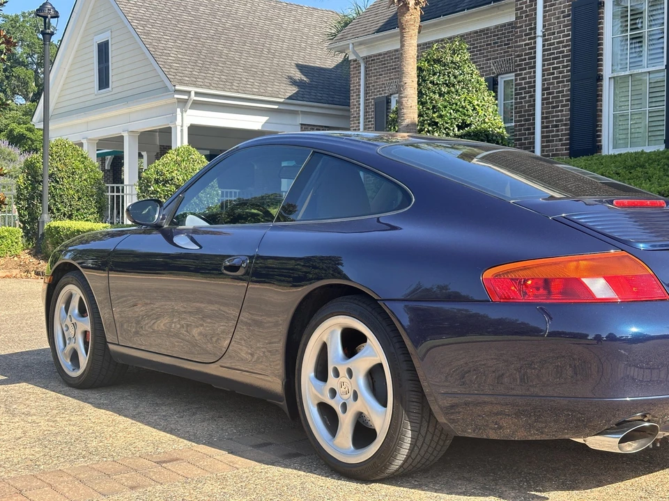1999 Porsche 996 Carrera - Image 16 of 31
