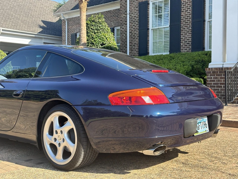 1999 Porsche 996 Carrera - Image 17 of 31