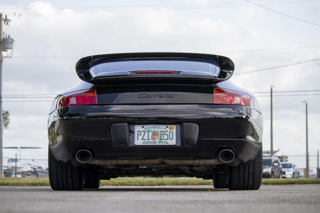 1999 Porsche 996 Carrera - Image 25 of 31