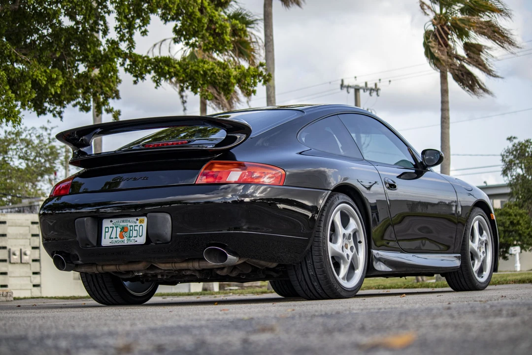 1999 Porsche 996 Carrera - Image 28 of 31