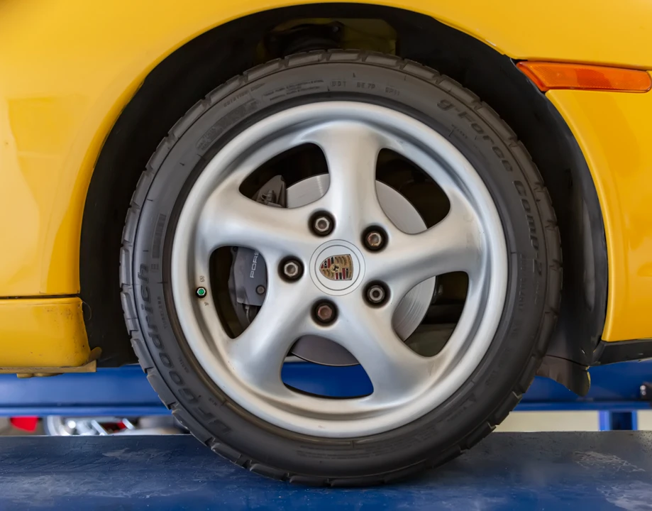1999 Porsche 986 Boxster - Image 25 of 31