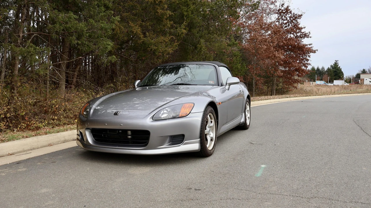2000 Honda AP1 S2000 - Image 2 of 31