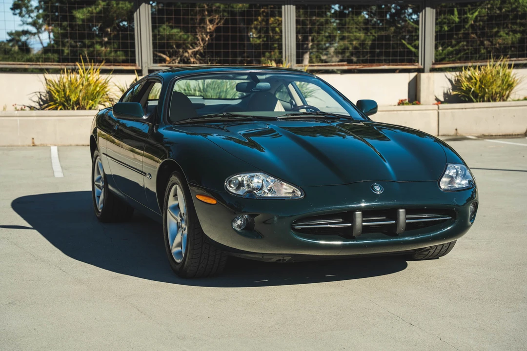 2000 Jaguar X100 XK8 - Image 14 of 31