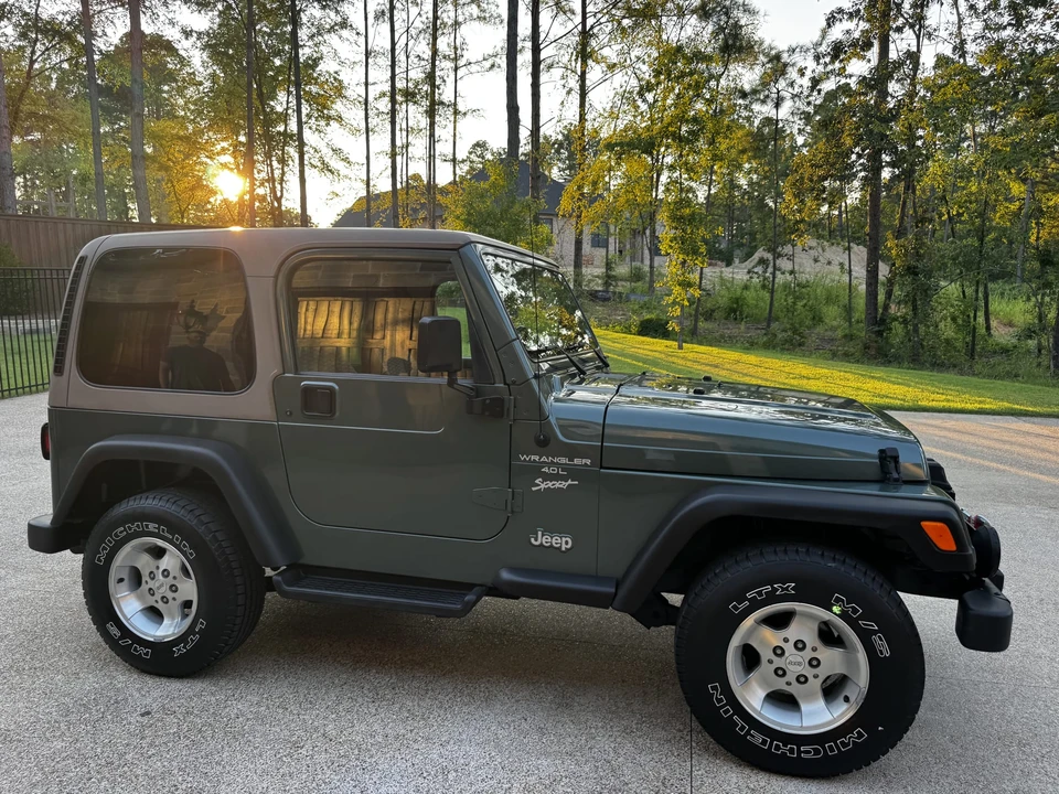 2000 Jeep TJ Wrangler - Image 9 of 31