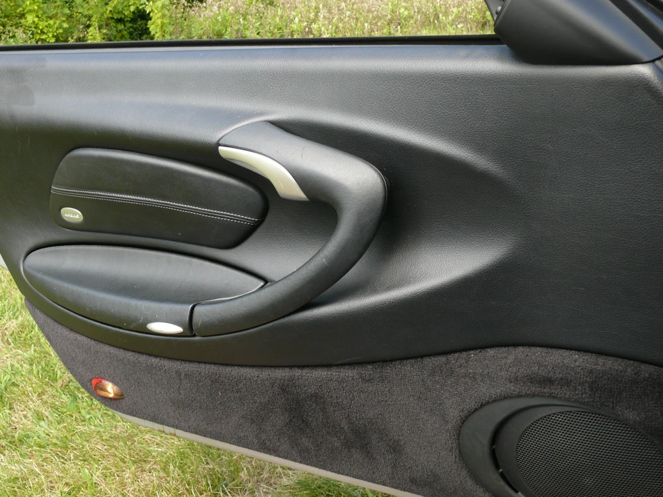 2000 Porsche 996 Carrera - Image 8 of 31