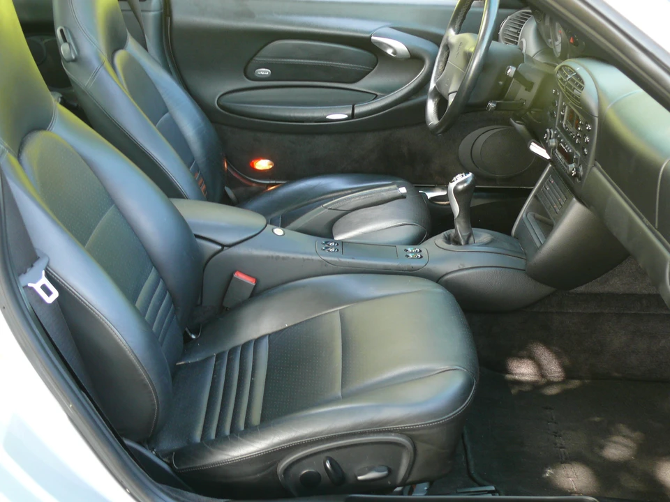 2000 Porsche 996 Carrera - Image 20 of 31