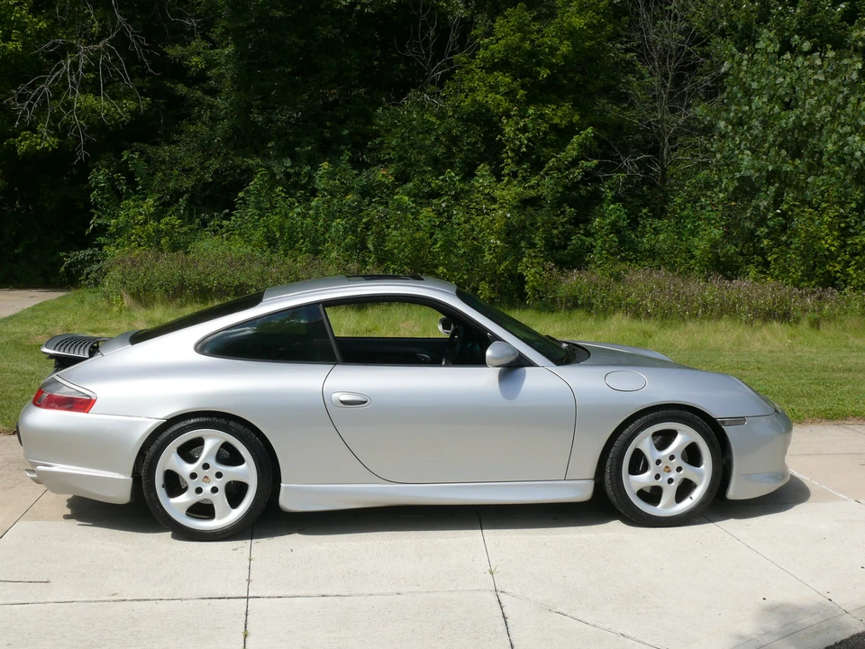 2000 Porsche 996 Carrera - Image 30 of 31