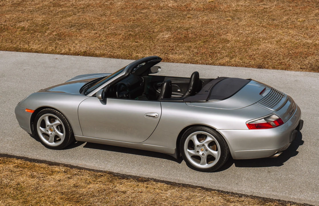 2000 Porsche 996 Carrera - Image 30 of 31