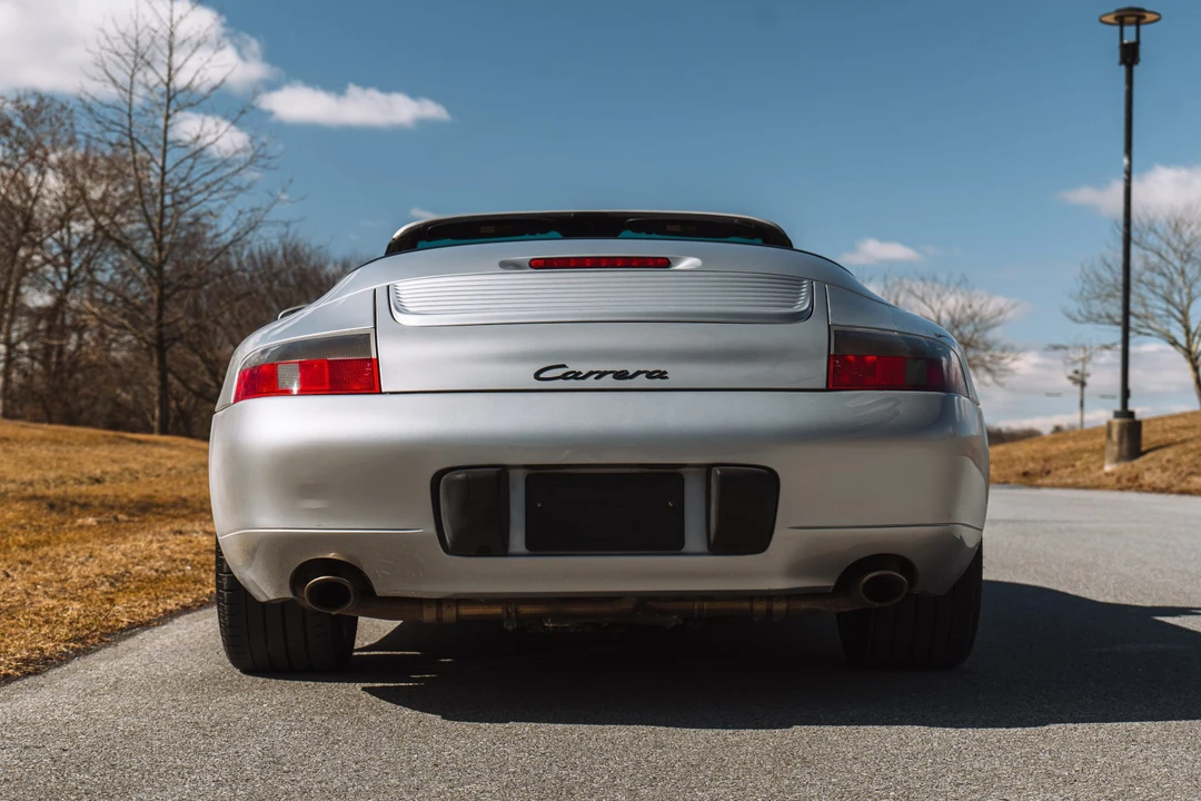 2000 Porsche 996 Carrera - Image 25 of 31