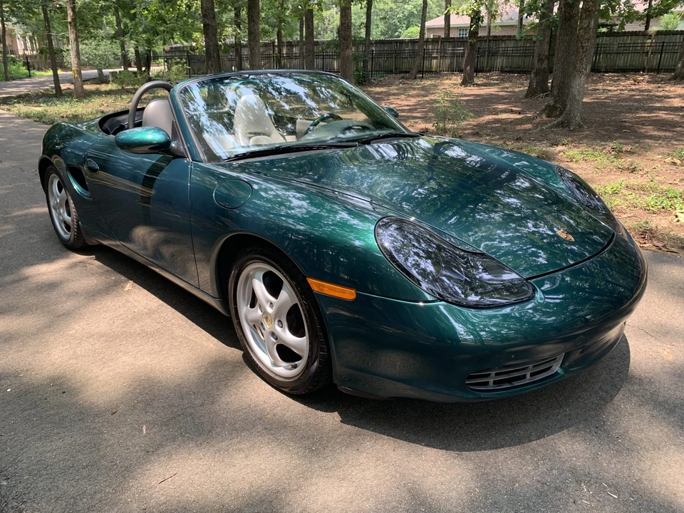 2000 Porsche 986 Boxster - Image 2 of 31