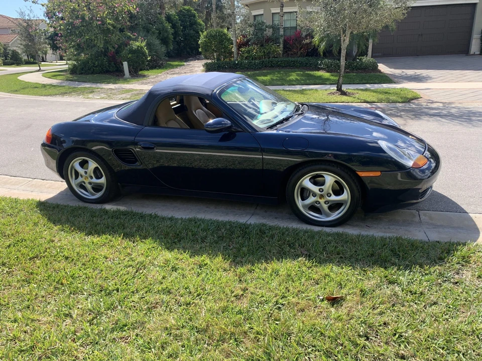 2000 Porsche 986 Boxster - Image 9 of 31