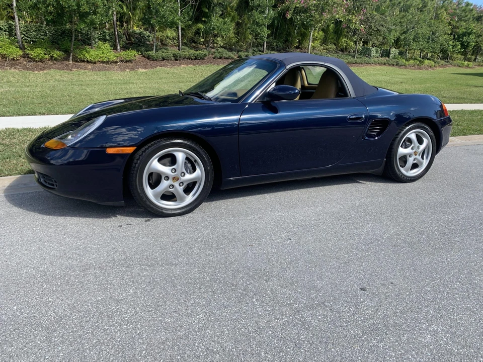 2000 Porsche 986 Boxster - Image 2 of 31