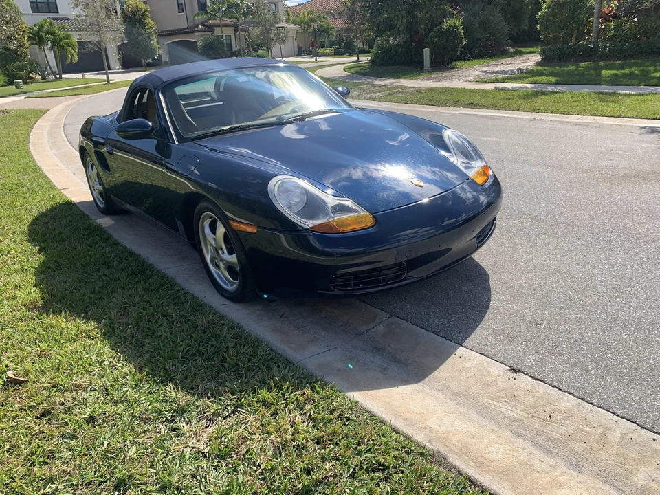 2000 Porsche 986 Boxster - Image 7 of 31