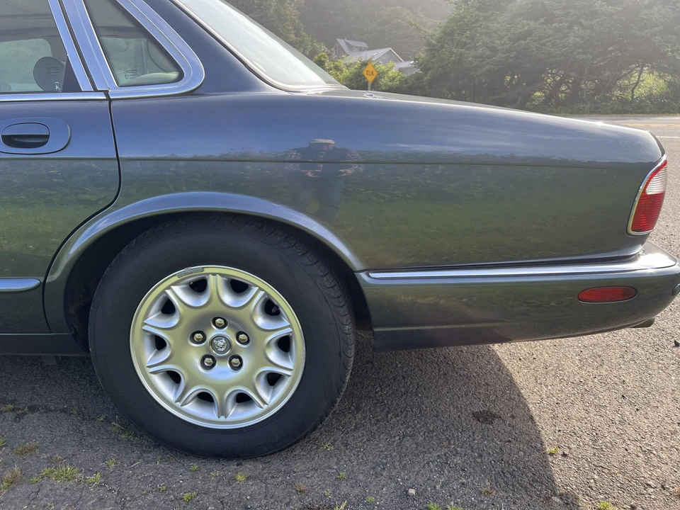 2001 Jaguar X308 XJ - Image 28 of 31