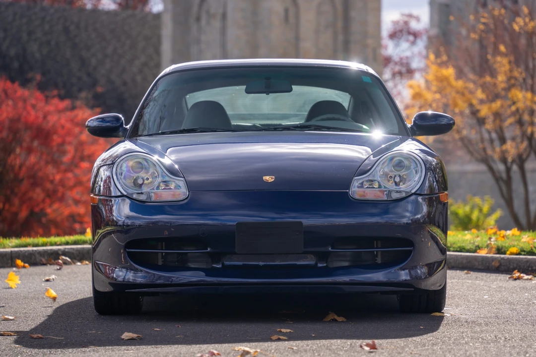 2001 Porsche 996 Carrera 4 - Image 21 of 31