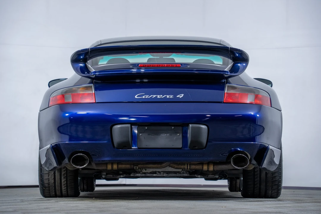 2001 Porsche 996 Carrera 4 - Image 29 of 31