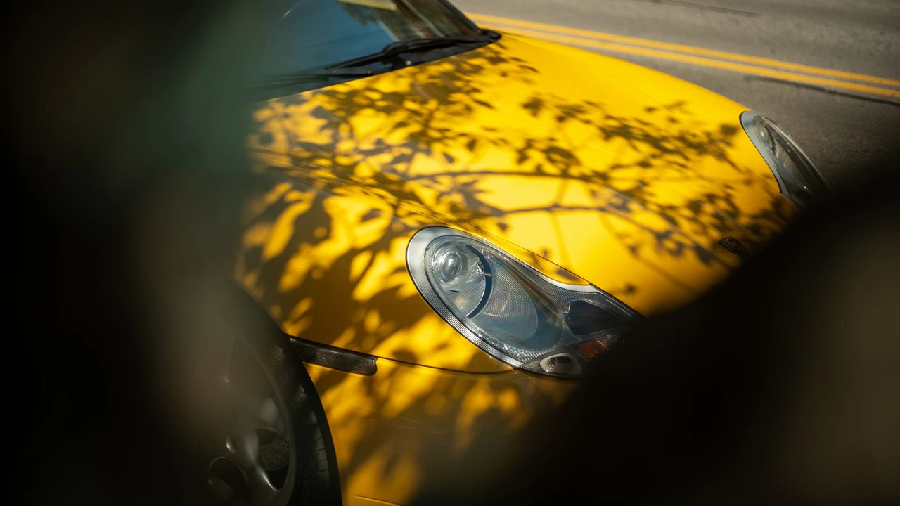 2001 Porsche 996 Carrera - Image 19 of 31