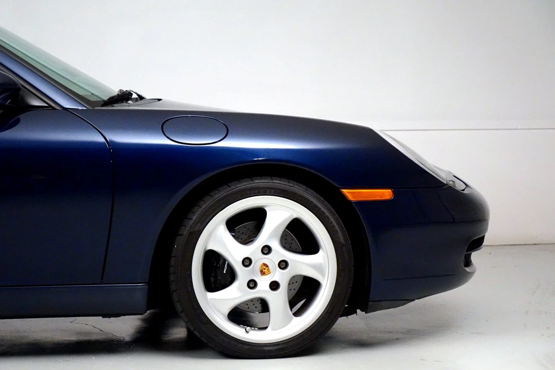 2001 Porsche 996 Carrera - Image 24 of 31