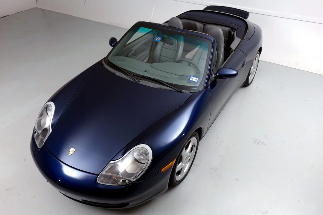 2001 Porsche 996 Carrera - Image 2 of 31
