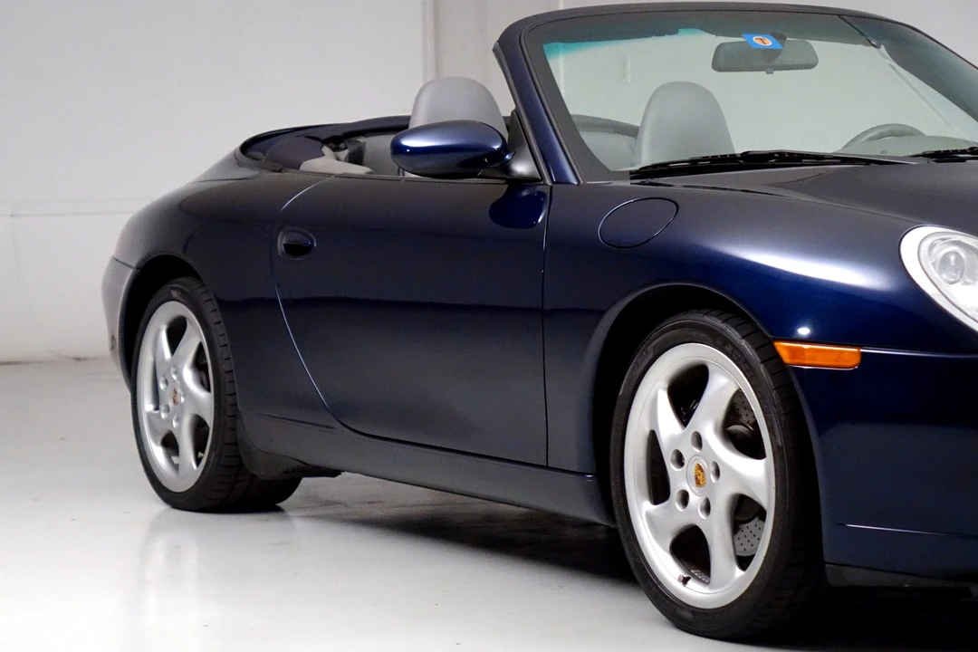 2001 Porsche 996 Carrera - Image 22 of 31
