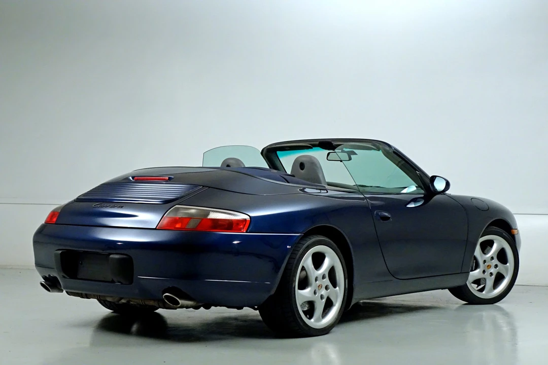 2001 Porsche 996 Carrera - Image 10 of 31