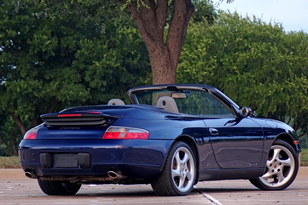 2001 Porsche 996 Carrera - Image 15 of 31