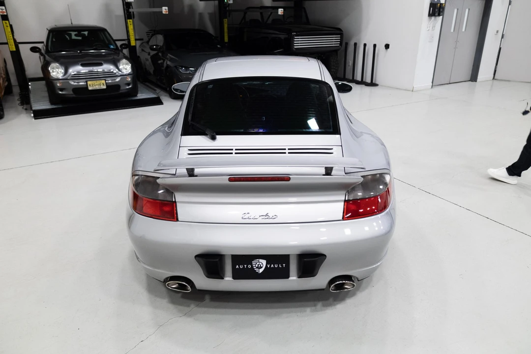 2001 Porsche 996 Turbo - Image 29 of 31