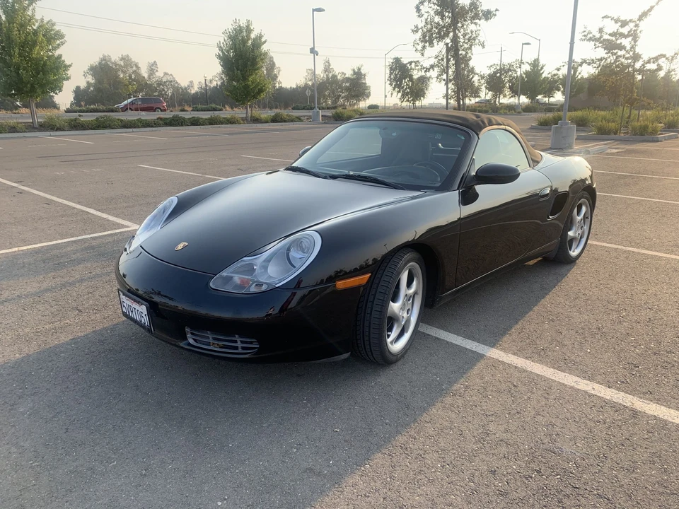 2001 Porsche 986 Boxster - Image 2 of 31
