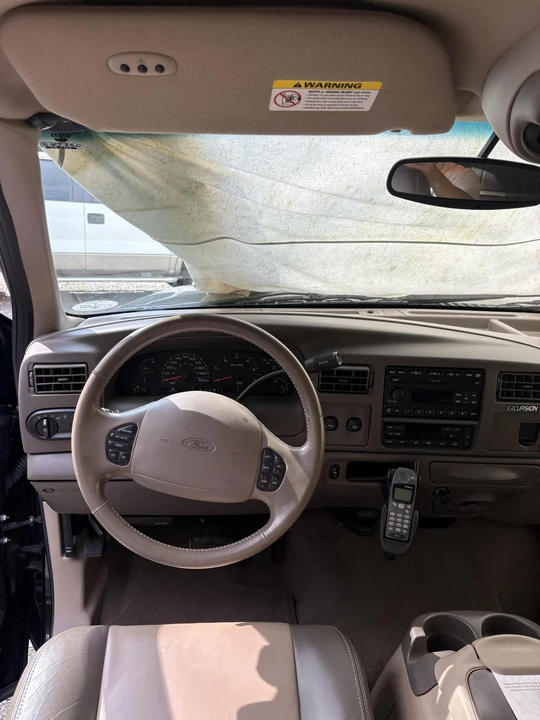 2002 Ford Excursion - Image 30 of 31