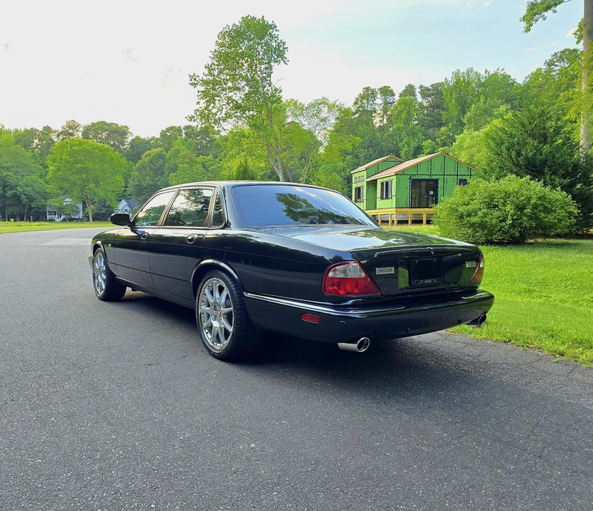 2002 Jaguar X308 XJR - Image 29 of 31