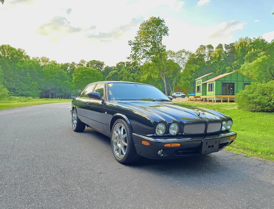 2002 Jaguar X308 XJR - Image 6 of 31