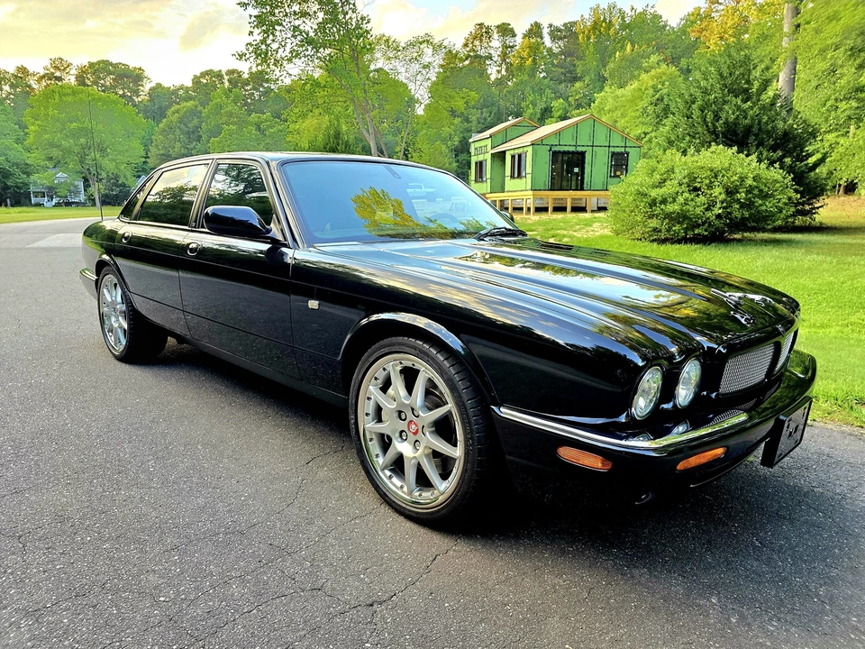 2002 Jaguar X308 XJR - Image 8 of 31