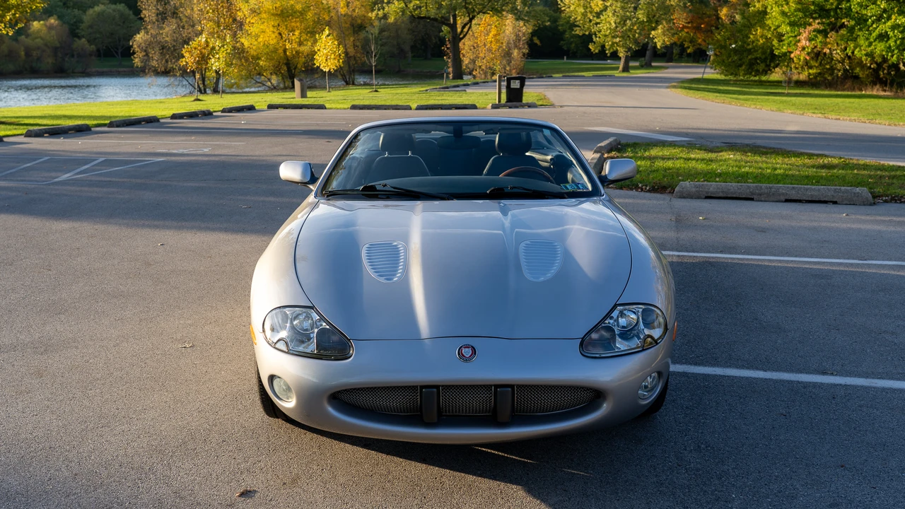 2002 Jaguar X100 XKR - Image 10 of 31