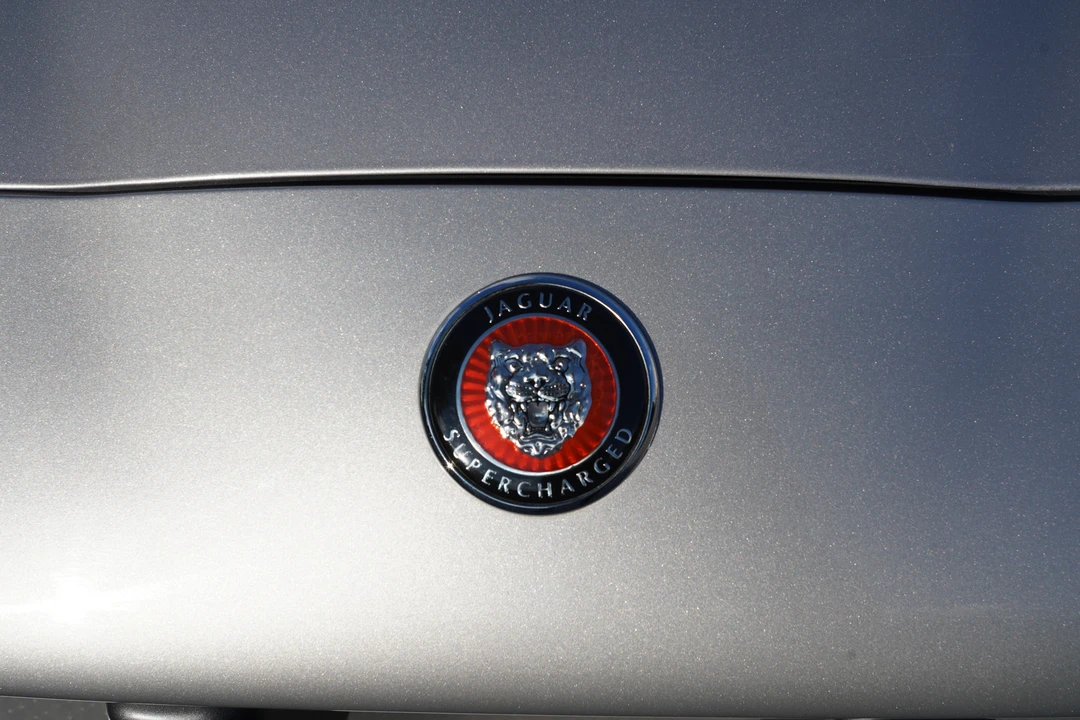 2002 Jaguar X100 XKR - Image 15 of 31