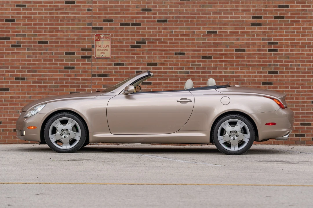 2002 Lexus SC430 - Image 15 of 31