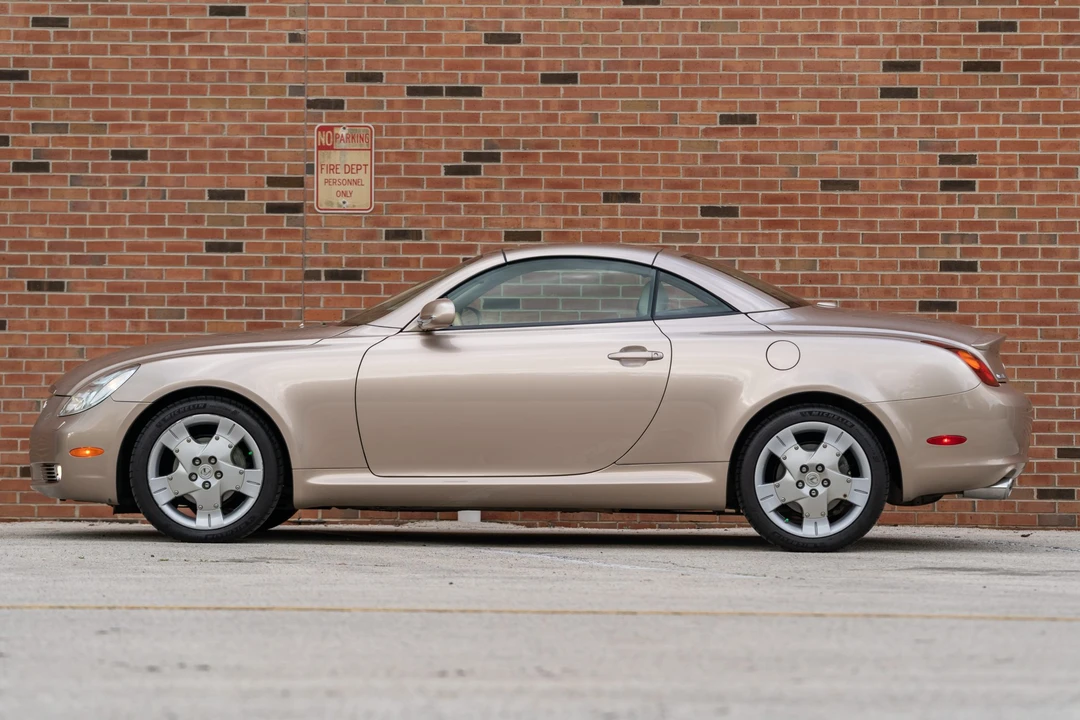 2002 Lexus SC430 - Image 3 of 31