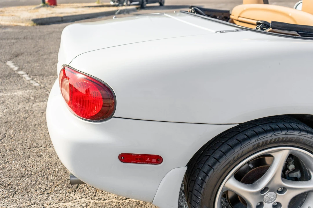 2002 Mazda NB MX-5 Miata - Image 24 of 31