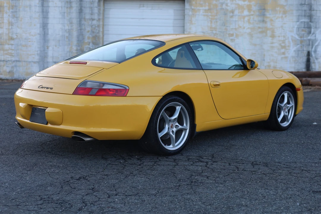 2002 Porsche 996 Carrera - Image 26 of 31