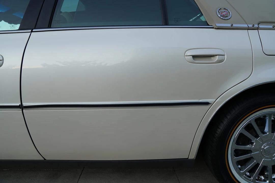 2003 Cadillac DeVille 8th Gen - Image 27 of 31