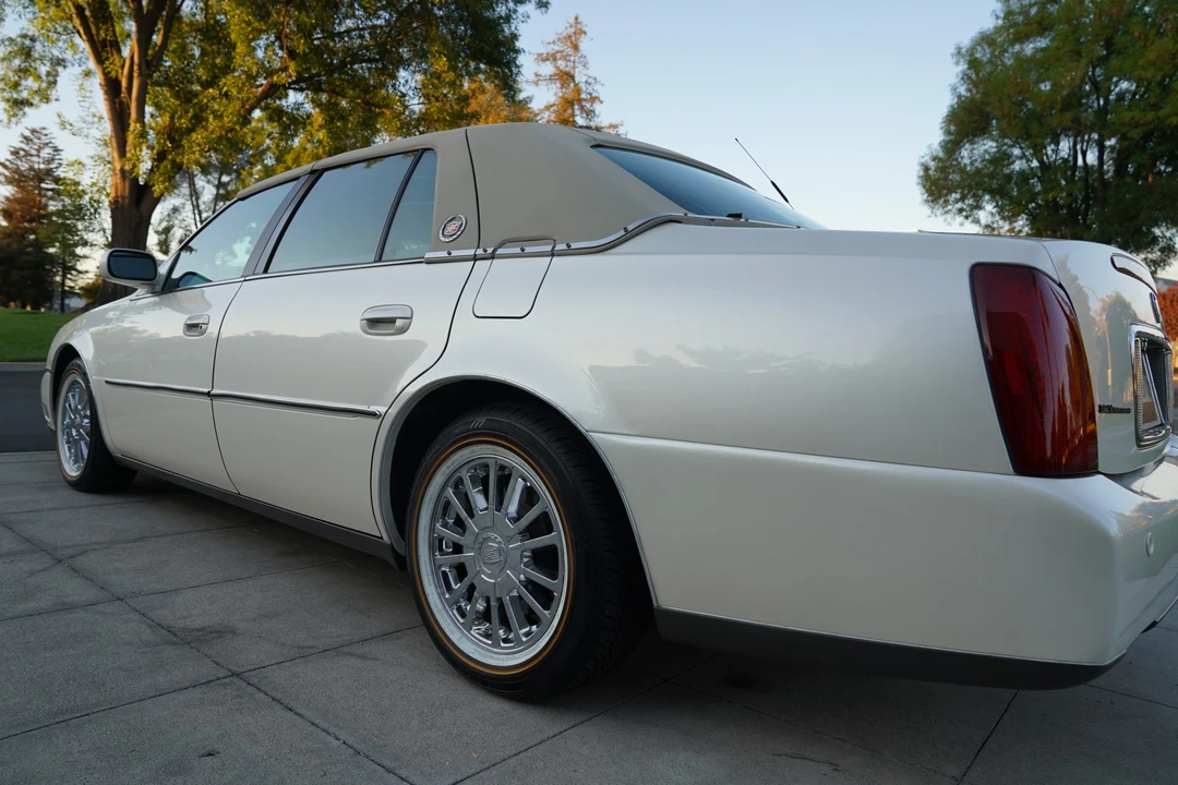 2003 Cadillac DeVille 8th Gen - Image 30 of 31