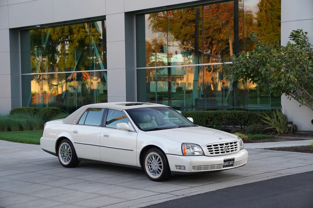 2003 Cadillac DeVille 8th Gen - Image 14 of 31