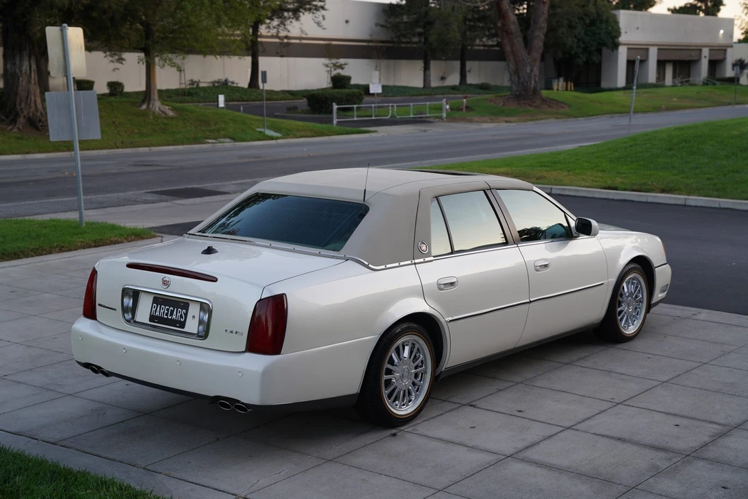 2003 Cadillac DeVille 8th Gen - Image 18 of 31