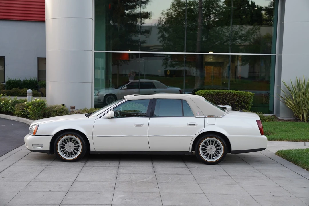 2003 Cadillac DeVille 8th Gen - Image 24 of 31